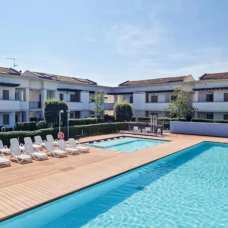 公寓 Villaggio Evanike Deluxe