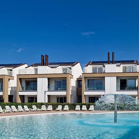 Villaggio Evanike Deluxe 公寓 *